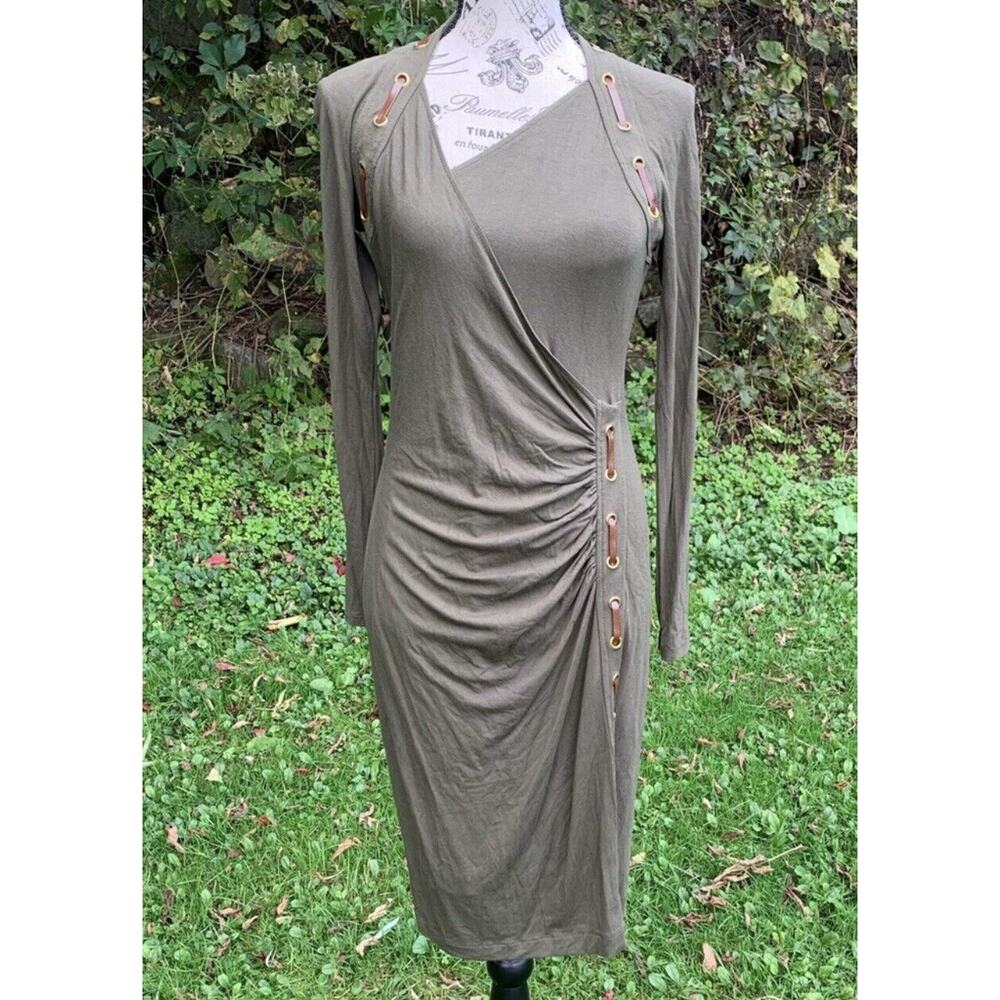 Carmen marc Valvo dark green bodycon wrap dress with faux leather stitching